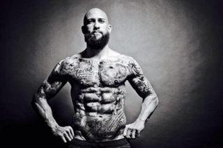 Illustration for article titled 5 Athletes With Impressive TatsÂ